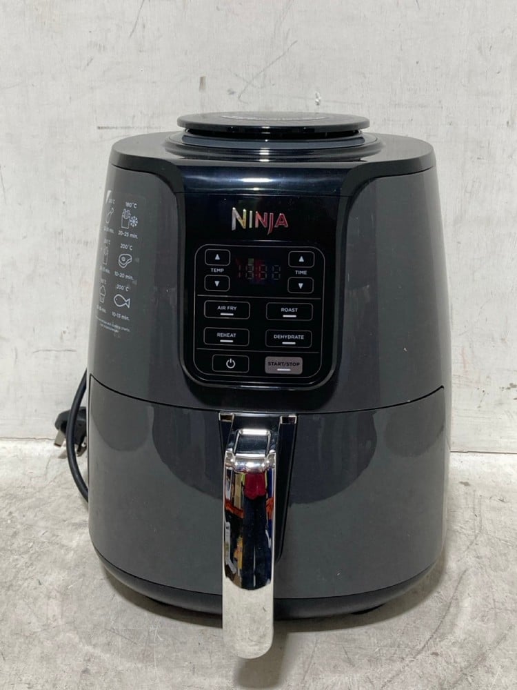 NINJA 3.8L AIR FRYER - MODEL NO. AF100UK