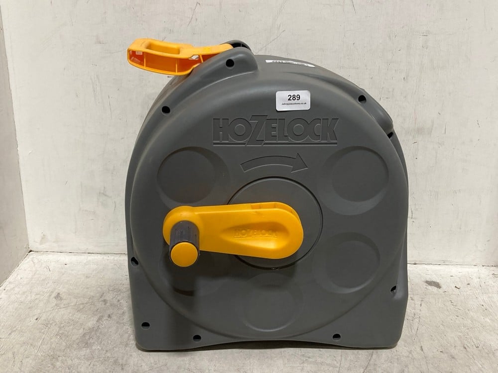 HOZELOCK WALL MOUNTED HOSE REEL WITH HOSE