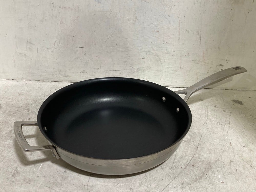 LE CREUSET 3-PLY STAINLESS STEEL 28CM FRYING PAN