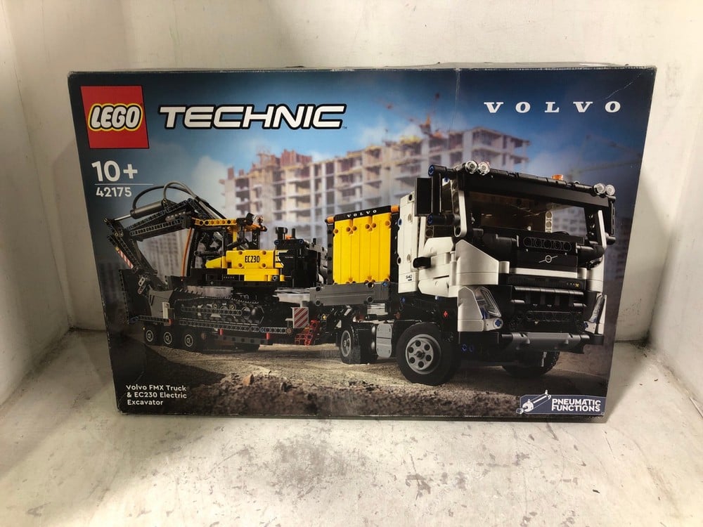 LEGO TECHNIC 42175 VOLVO FMX TRUCK & EC230 ELECTRIC EXCAVATOR - RRP £169