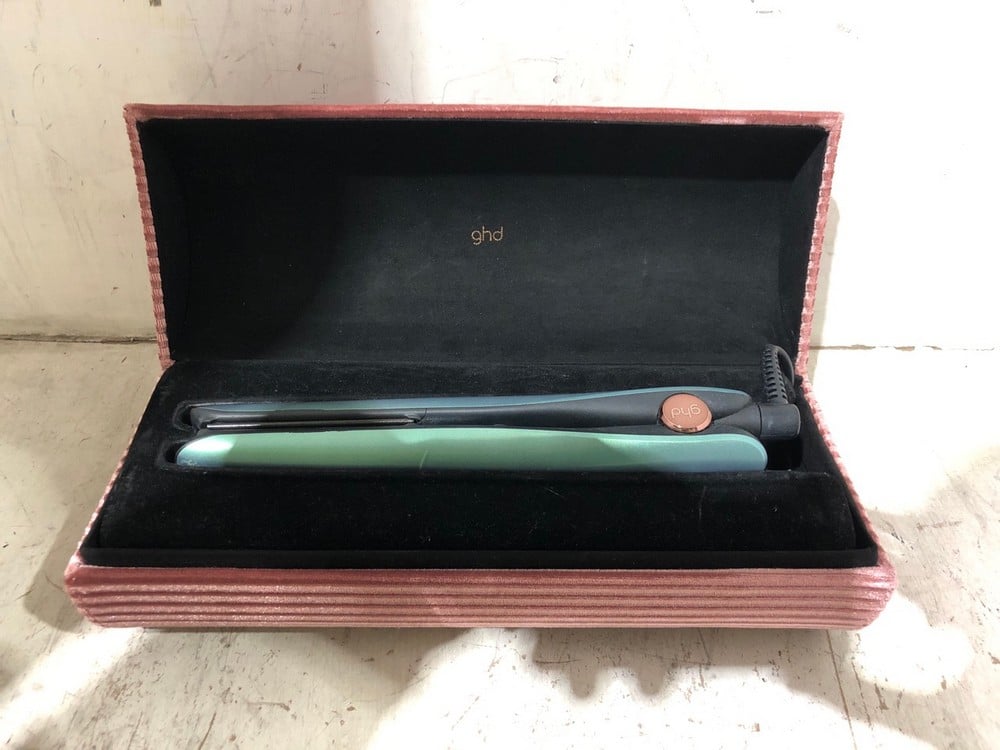 GHD PROFESSIONAL HAIR STRAIGHTENERS