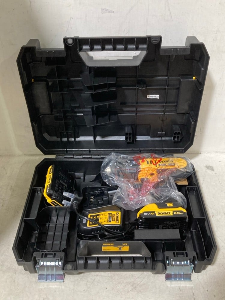 DEWALT 18V LITHIUM ION 2.0AH DRILL - MODEL NO. DCD776D1T - RRP £119