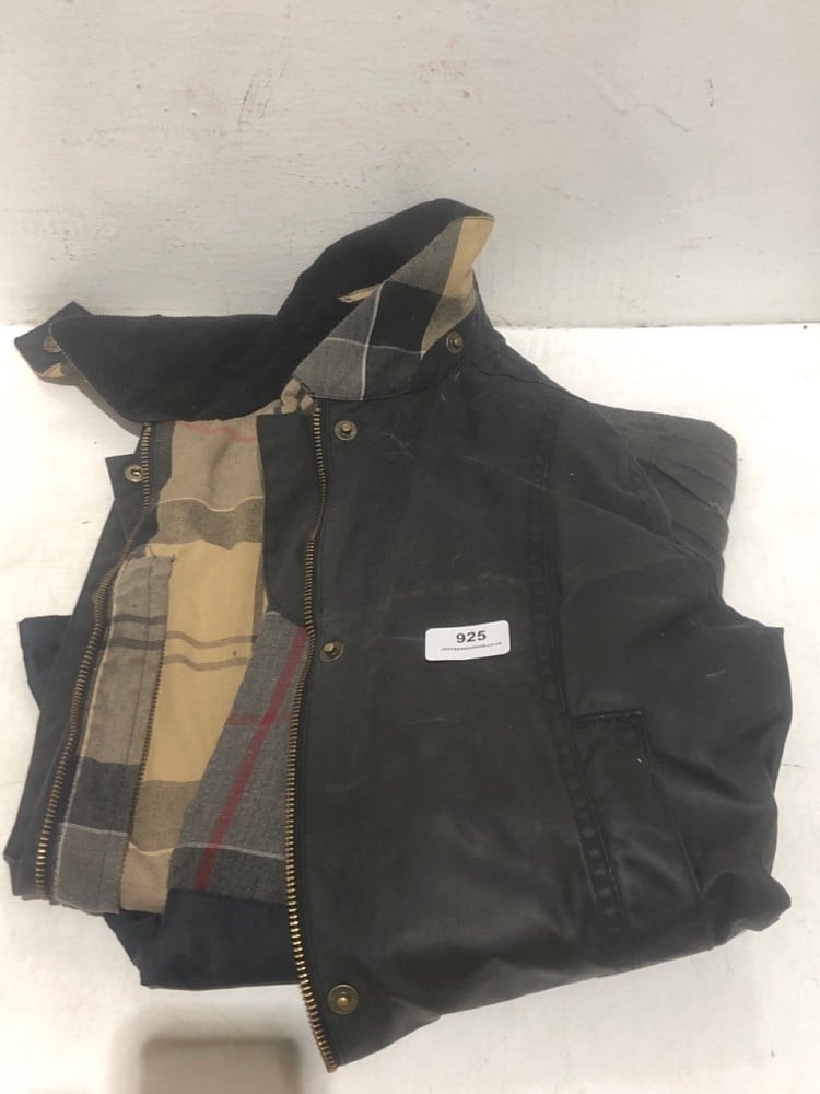 BARBOUR BLACK JACKET - SIZE 14