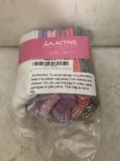 50X ASSORTED KIDS SOCKS TO INCLUDE LA ACTIVE BIG KIDS ATHLETIC SOCKS 8-10 YEARS .