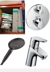 11X ASSORTED ITEMS TO INCLUDE HANSGROHE - FOCUS 70 BASIN MIXER, HANSGROHE ECOSTAT S - THERMOSTAT CONCEILED, BATHROOM TAP WITH SAFETY STOP AT 40 °C, THERMOSTAT ROUND, MIXER TAP FOR 1 FUNCTION, CHROME,