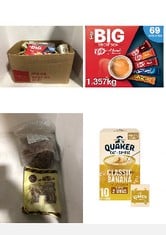 25X ASSORTED FOOD TO INCLUDE QUAKER OAT SO SIMPLE BANANA PORRIDGE SACHETS, 348 G, NESTLÉ KITKAT AND FRIENDS BIG BISCUIT BOX | 69 X CHOCOLATE BISCUIT BARS - KITKAT, BLUE RIBAND, TOFFEE CRISP | BULK CH