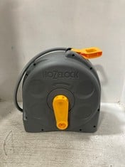 HOZELOCK COMPACT ENCLOSED REEL WITH HOSE PIPE