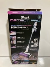 SHARK DETECT PRO CORDLESS VACUUM CLEANER MODEL NO-IW1511UK RRP- £349