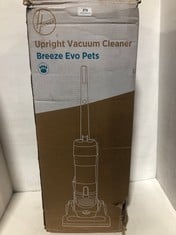 HOOVER UPRIGHT VACUUM CLEANER BREEZE EVO PETS RRP- £99.99