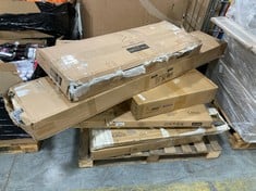 PALLET OF ASSORTED FURNITURE / PARTS TO INCLUDE VIDA DESIGNS DENVER 5 DRAWER CHEST IN WHITE (BOX 1/2, PART ONLY) (ZONE 3)