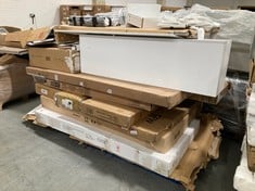 PALLET OF ASSORTED FURNITURE / PARTS TO INCLUDE CORONA DOUBLE BED FRAME WITH LOW FOOT END IN SOLID PINE WOOD (PART ONLY) (ZONE 5)