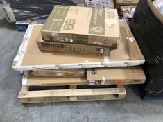 PALLET OF ASSORTED FURNITURE / PARTS TO INCLUDE HOMCOM COMPUTER DESK WITH STORAGE IN BLACK - MODEL NO. 920-026V01BK (BOX 1/2, PART ONLY) (ZONE 7)