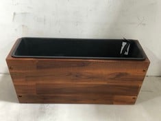 8 X BASICS HANGING RECTANGULAR ACACIA WOOD GARDEN PLANTER - 2 PACK - TOTAL LOT RRP £400 (ZONE 8)