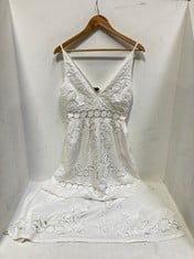 2 X A-LINE LACE MAXI DRESS WHITE - SIZE S - TOTAL RRP £460