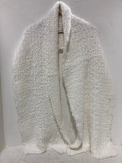 4 X EVER AFTER FLUFFY SCARF WHITE - TOTAL RRP £160