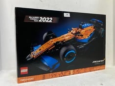 LEGO TECHNIC MCLAREN P1 HYPERCAR MODEL CAR KIT 3893PCS - RRP £390