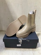 TOMMY HILFIGER LEATHER ANKLE CHELSEA BOOTS BEIGE - SIZE 37 - RRP £170