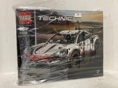 LEGO TECHNIC PORSCHE 911 MOTORSPORT RSR 42096 - RRP £149