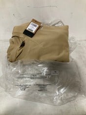 THE NORTH FACE MEN'S ESSENTIAL CREW NECK PULLOVER JUMPER AND TRACKSUIT TROUSERS BEIGE - SIZE L - TOTAL RRP £125