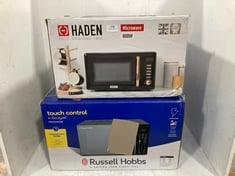 QTY OF ITEMS TO INCLUDE HADEN 800W MICROWAVE TO INCLUDE RUSSELL HOBBS 20L TOUCH CONTROL MICROWAVE . TOSHIBA MICROWAVE OVEN TO INCLUDE TOWER 20L BLACK 800W DIGITAL MICROWAVE