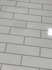 LONDON BRICK WATERPROOF SHOWER WET WALL PANELS 2.4 X 1M (CUT IN HALF) - RRP £79, LONDON BRICK WATERPROOF SHOWER WET WALL PANELS 2.4 X 1M - RRP £79, NEO STRAIGHT CLEAR CHROME EFFECT FRAME BATH SCREEN,