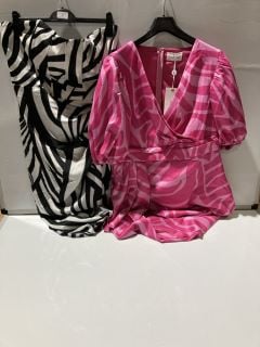 FOREVER UNIQUE WHITE/BLACK STRIPED DRESS SIZE 18 + FOREVER UNIQUE MINI DRESS WITH PUFF SLEEVES AND DRAPE DETAIL PINK SIZE 18 RRP £180