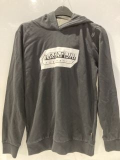 NAPAPIJRI GEOGRAPHIC BLACK HOODIE SIZE 14 + UNDER ARMOUR GREY SHOES SIZE 6