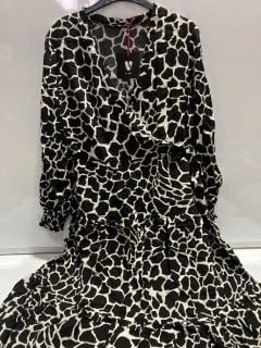 BY VERY ANIMAL PRINT DRESS SIZE 10 + 2X SIZE 14