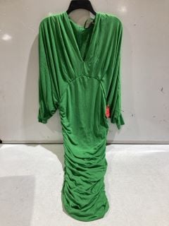 1 X BOX OF PREMIUM DESIGNER APPERAL TO INCLUDE AX PARIS DRESS IN GREEN SIZE 10