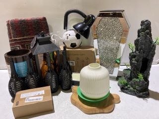 1 X BOX OF HOME ITEMS TO INCLUDE VASE