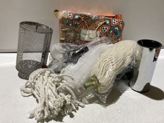 1 X HOME ITEMS TO INCLUDE MOP HEAD