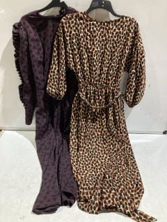 1 X BOX OF PREMIUM DESIGNER APPERAL TO INCLUDE AX PARIS PLUM PRINTED MIDI DRESS SIZE 6