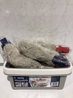 BOX OF ITEMS TO INCLUDE DEEP FRESH MULTI SURFACE CLEANING WIPES