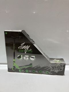 ENVY STUNT SCOOTER BACK & GREEN