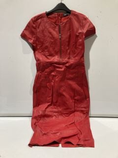 SOSANDER ZIP NECK LEATHER SHIFT DRESS BRIGHT RED SIZE 10