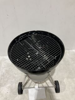 WEBER COMPACT KETTLE CHARCOAL GRILL BARBECUE RRP £130