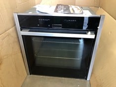 NEFF SINGLE OVEN B57CR22N0B RRP £550: LOCATION - FLOOR(COLLECTION OR OPTIONAL DELIVERY AVAILABLE)