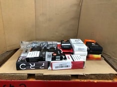 QUANTITY OF VAPES TO INCLUDE GEEKVAPE SOUNDER Q - ID MAY BE REQUIRED - COLLECTION ONLY - LOCATION RACK