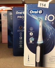 QUANTITY OF HEALTH & BEAUTY ITEMS TO INCLUDE ORAL-B IO3 ELECTRIC TOOTHBRUSHES ADULTS, MOTHERS DAY GIFTS FOR HER / HIM, 1 TOOTHBRUSH HEAD, 3 MODES WITH TEETH WHITENING, BLACK: LOCATION - A RACK