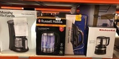 QUANTITY OF KITCHEN & APPLIANCES ITEMS TO INCLUDE RUSSELL HOBBS ILLUMINATING 1.7L ELECTRIC CORDLESS GLASS KETTLE WITH BLACK/BRUSHED STAINLESS STEEL ACCENTS (FAST BOIL 3KW, WASHABLE ANTI-SCALE FILTER,