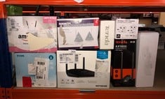 QUANTITY OF TECH AND GAMING ITEMS TO INCLUDE WIRELESS N300 UNIVERSAL RANGE EXTENDER: LOCATION - D RACK