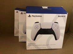 3 X SONY PLAYSTATION 5 DUALSENSE WIRELESS CONTROLLER: LOCATION - C RACK