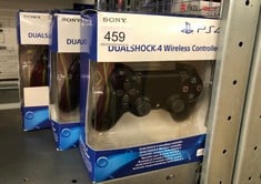 QUANTITY OF TECH & GAMING ITEMS TO INCLUDE SONY PLAYSTATION DUALSHOCK 4 WIRELESS CONTROLLER - BLACK: LOCATION - C RACK