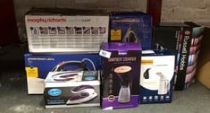 QUANTITY OF KITCHEN & APPLIANCES ITEMS TO INCLUDE MORPHY RICHARDS CRYSTAL CLEAR STEAM IRON, CERAMIC NON-STICK SOLEPLATE, 115G STEAM BOOST, 40G STEAM OUTPUT, ANTI DRIP, ANTI SCALE, 350ML WATER TANK, S