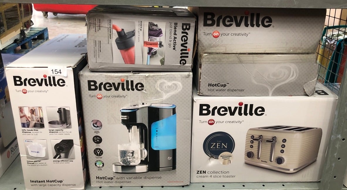 QUANTITY OF KITCHEN & APPLIANCES ITEMS TO INCLUDE BREVILLE INSTANT HOT CUP HOT WATER DISPENSER | 3KW FAST BOIL | 1.4L LARGE CAPACITY | ENERGY EFFICIENT | BRITA FILTER INCLUDED | METALLIC BLACK [VKT24