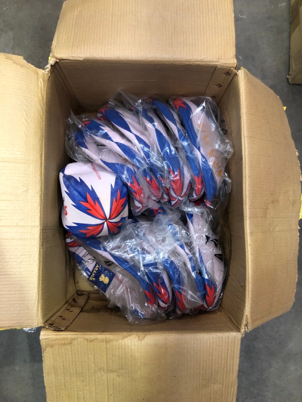 12 X ARAMIS RUGBY BALLS BLUE/WHITE: LOCATION - B