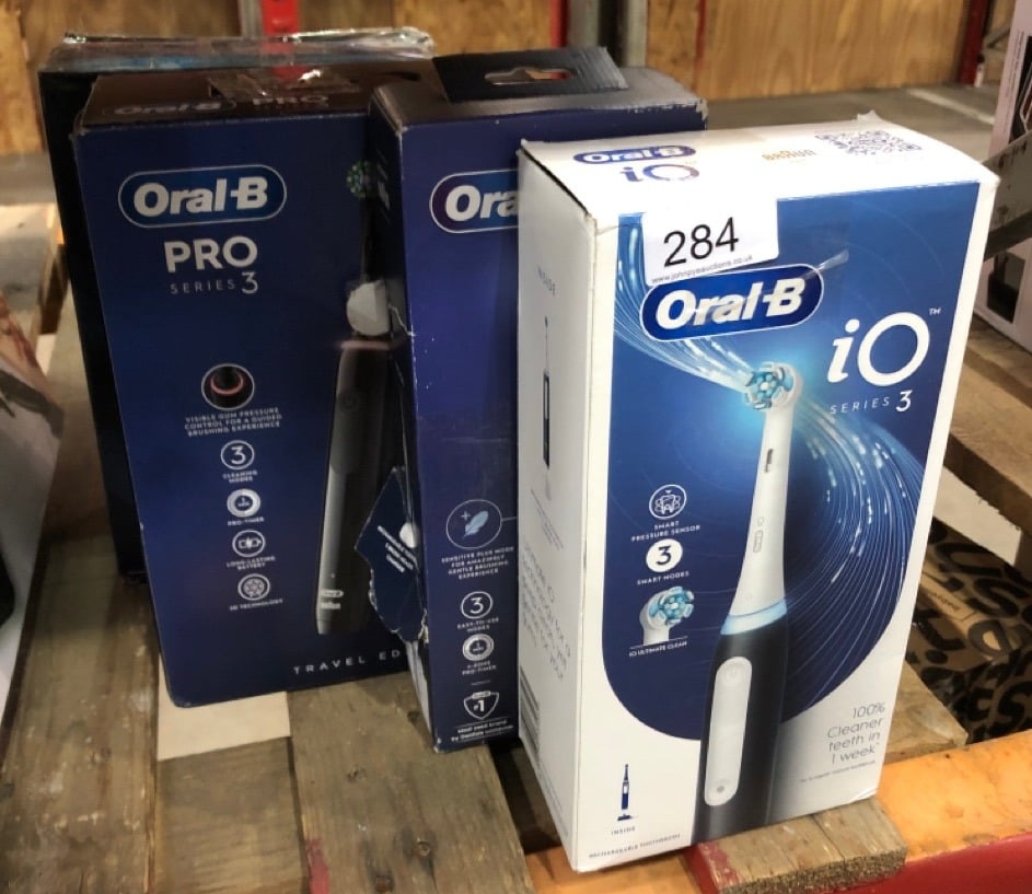 QUANTITY OF ITEMS TO INCLUDE ORAL-B IO3 ELECTRIC TOOTHBRUSH, TOOTHBRUSH FOR ADULTS WITH 1 TOOTHBRUSH HEAD, 3 MODES WITH TEETH WHITENING,  UK PLUG, BLACK: LOCATION - B