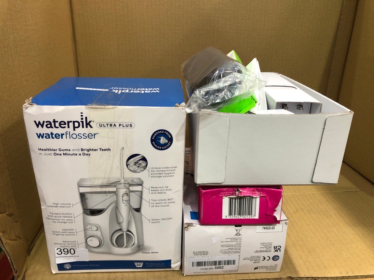 QUANTITY OF HEALTH & BEAUTY ITEMS TO INCLUDE WATERPIK WATER FLOSSER:: LOCATION - C