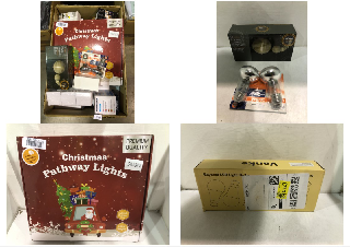 QUANTITY OF ASSORTED LIGHT AND BULB ITEMS TO INCLUDE XMAS PATHWAY LIGHTS: LOCATION - C