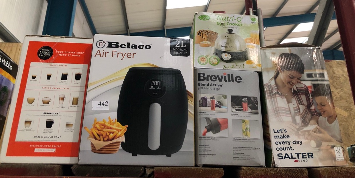 QUANTITY OF KITCHEN & APPLIANCES ITEMS TO INCLUDE BELACO AIR FRYER, 2L DIGITAL DISPLAY, RAPID AIR CIRCULATION, AIR FRYERS, 60 MIN TIMER, ADJUSTABLE TEMPERATURE, DISHWASHER SAFE BASKET BEL-AF-02: LOCA